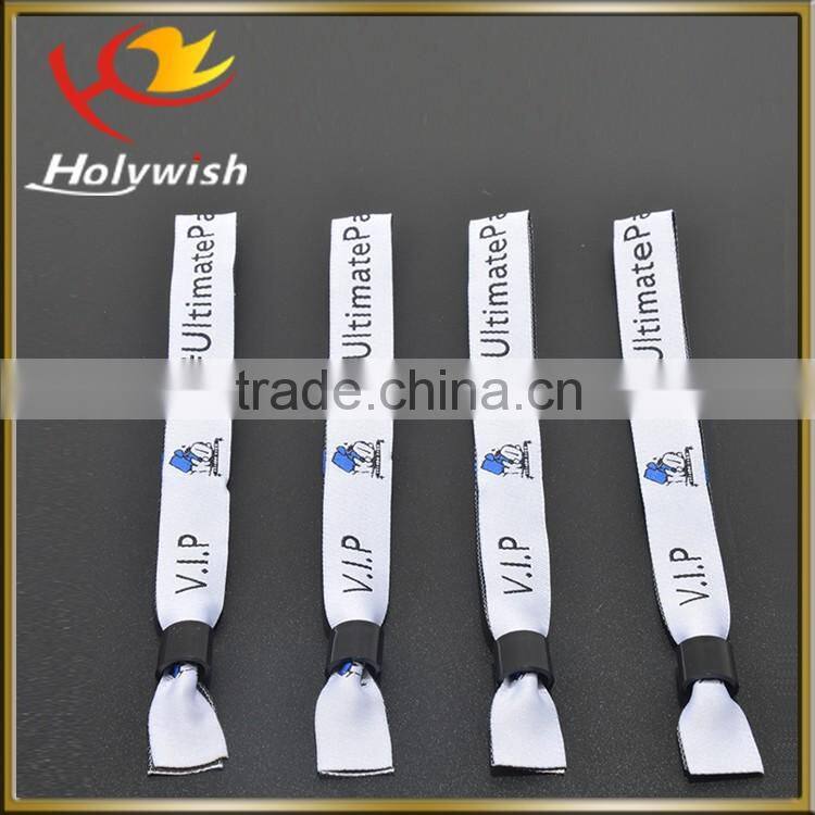 China manufacturer of custom logo designed wristband