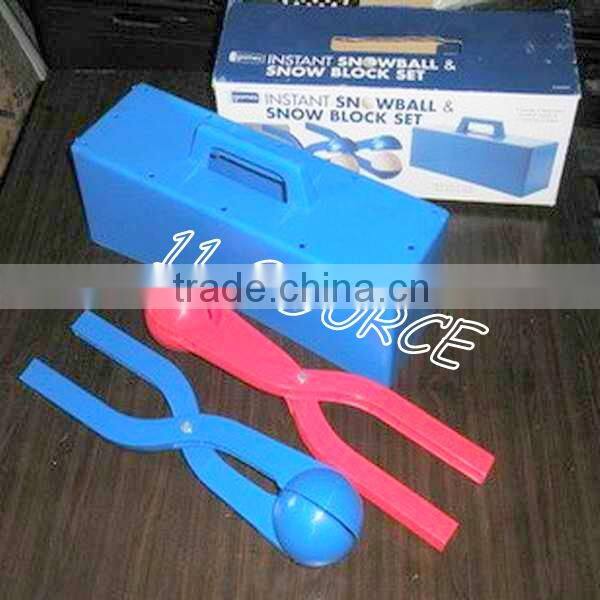 Plastic Snowball Maker