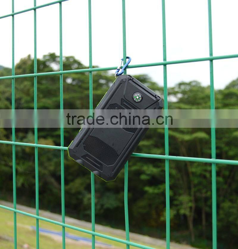 8000mAh multi junction solar cell universal power bank