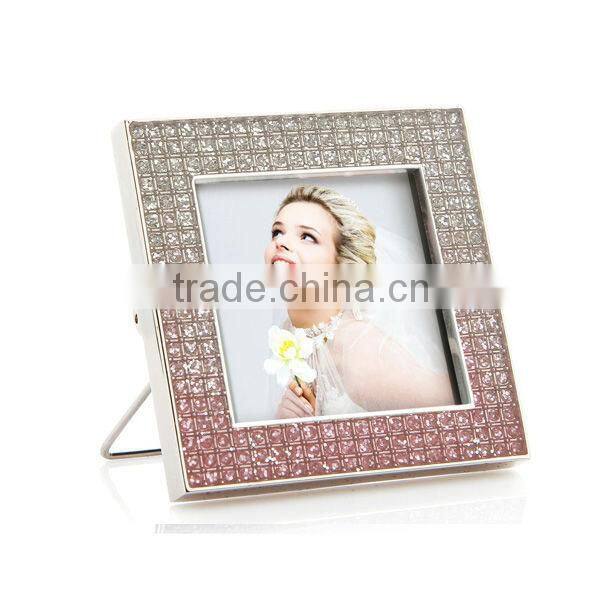 Jeweled Pewter Photo Frame in Heart-Shaped with Crystal
