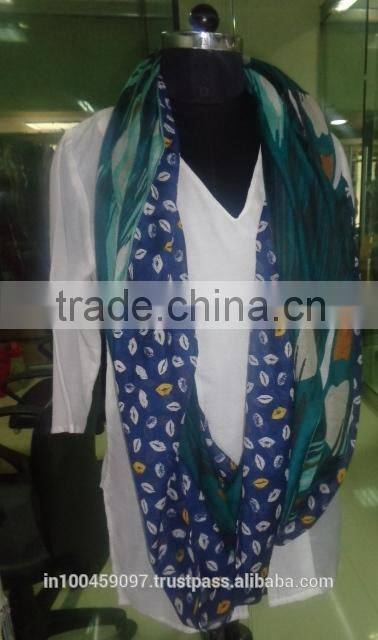 polyester printed snood scarf.