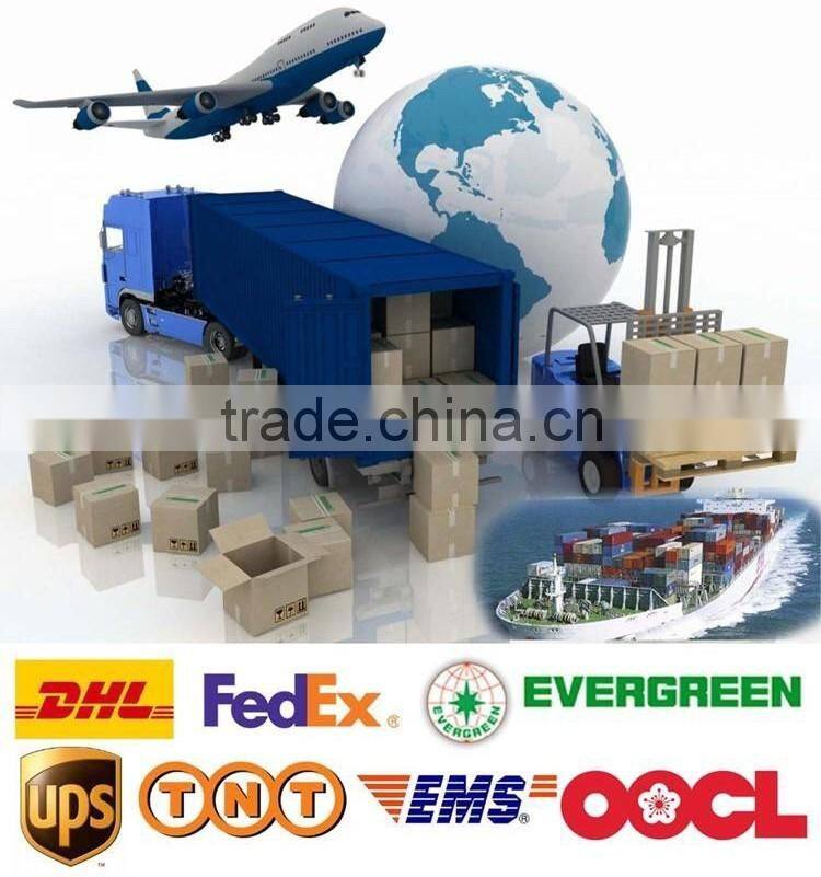 Loose and short woman jeans clothes