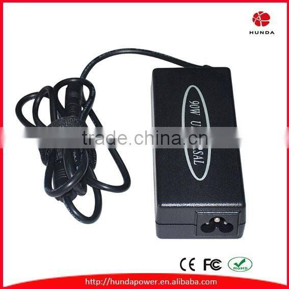 OEM/ODM 90W Universal Laptop Notebook AC Power Adapter with Cord