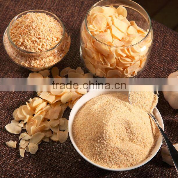 Dehydrated Garlic flakes