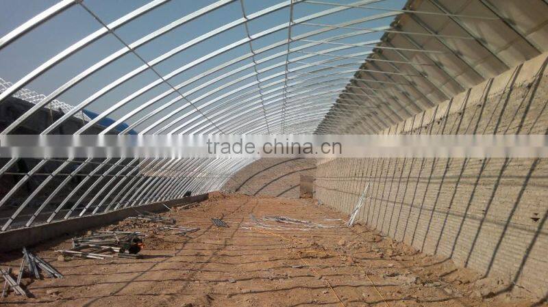 Heat retaining sun room solar greenhouse equipment for cold climate