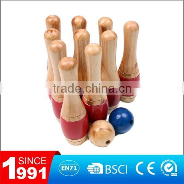 Wooden lawn bowling set / Bowling game / Bowling skittle game