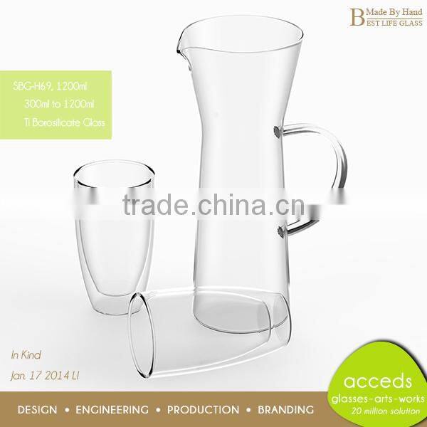 Personalized Hand Blown Glass Clear Glass Beer Pitcher