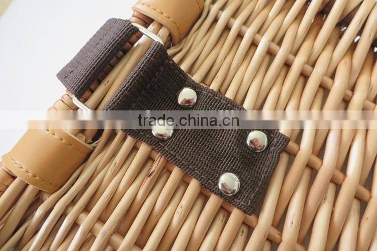 2017 new design wicker wine picnic basket for 2 person