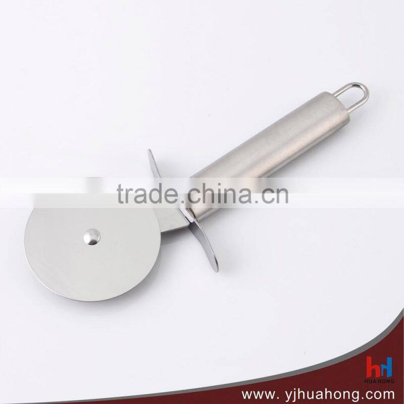 Wholesale stainless steel wheel rocking pizza cutter slicer