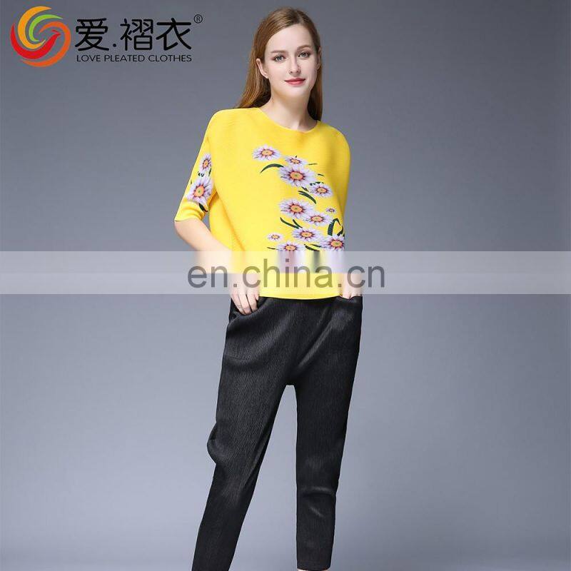 African Fancy neck Lace design ladies sexy slim blouses with light gray lace