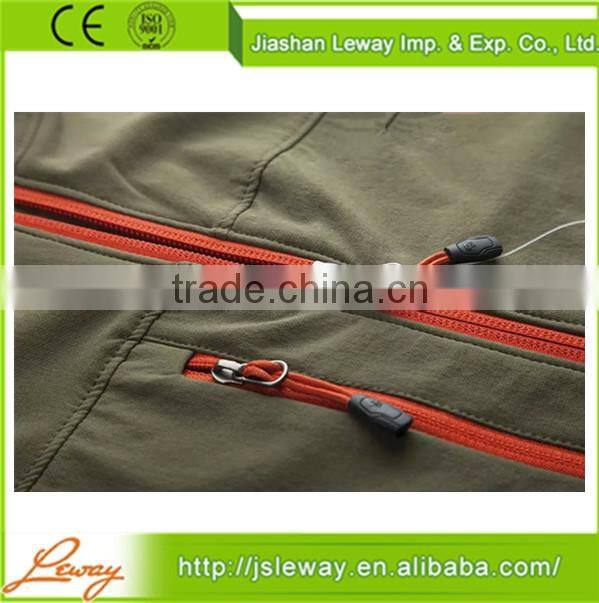 New design high quality zipper up softshell jacket men