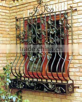 2015 Top-selling wrought iron window fence netting