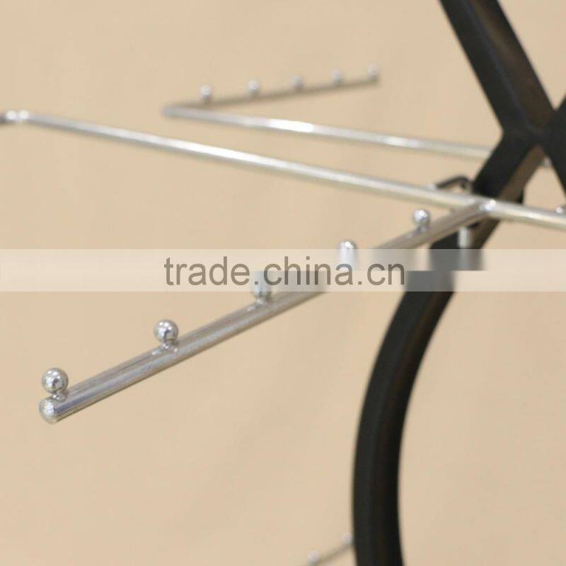 QD-F192 Metal wire hanging display rack for lingerie