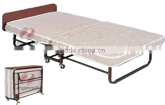 Portable white steel tube and pipe sleeper folding rollaway bed