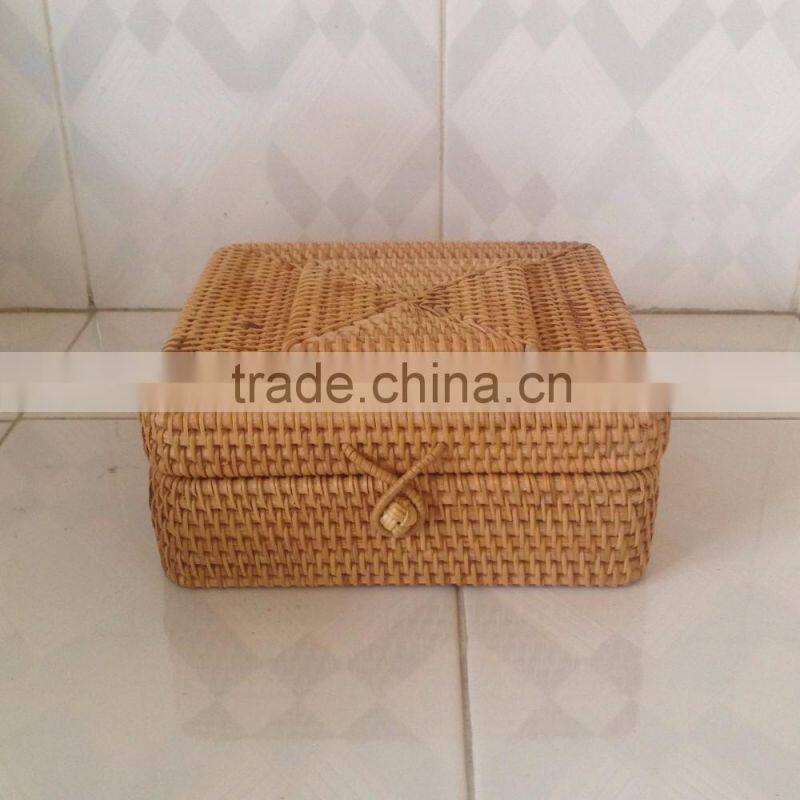 Best Selling decorative rattan round storage box with lid