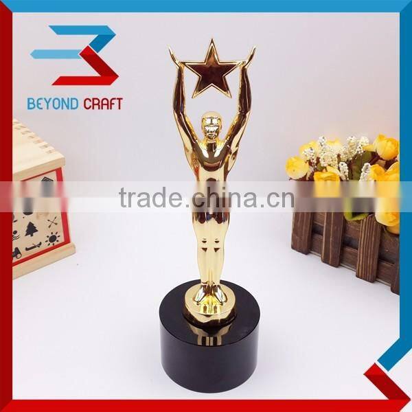 Hot selling Wholesale China Golden Metal Oscar Trophy With Black Crystal Base