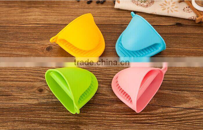 silicone glove holder clips,ice scraper with glove