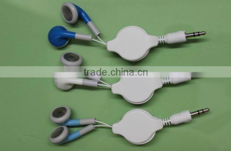 Promotional erphone&earbud with retractable cord for iphone customized logo