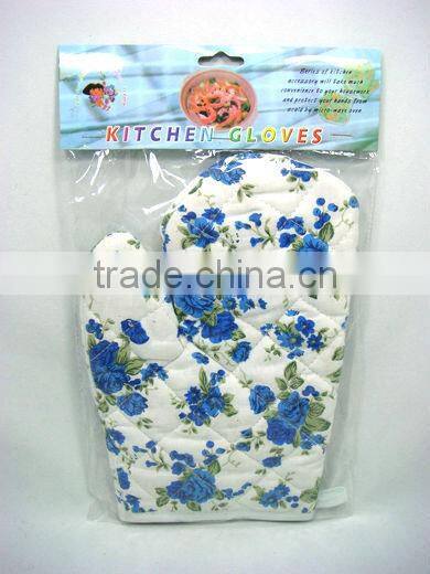 Kitchen Microwave Oven Mitt/Baking Gloving For One Dollar Item