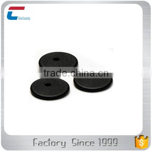 UHF 860-960MHZ long reading distance Laundry RFID Tag For Clothing Management