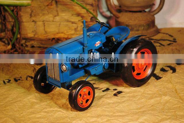Tractor metal model