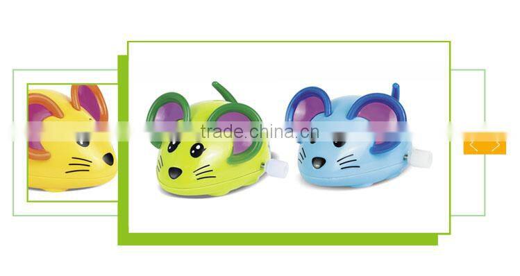 Hot selling children wind upset plastic mouse toy