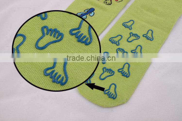 OEM unisex cartoon 100% cotton anti-slip socks without heel