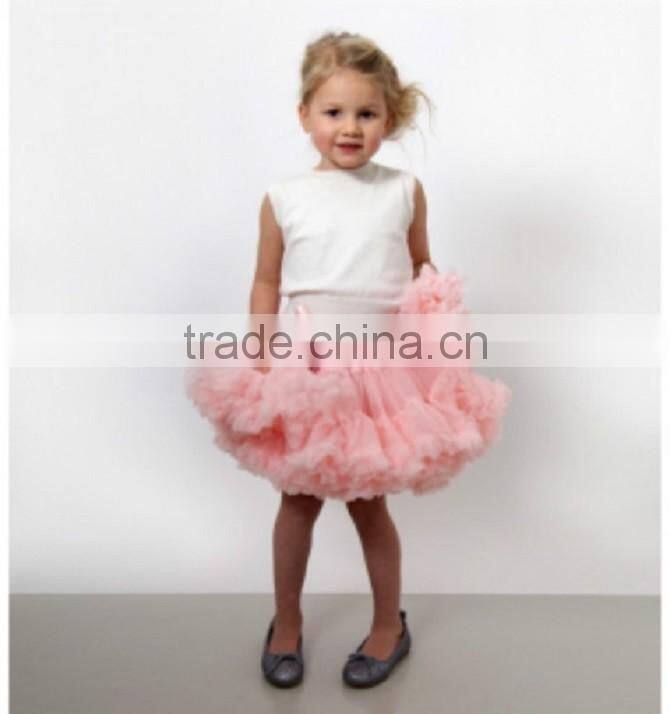 2016 wholesale boutique spring summer fashion casual design short fluffy Chiffon tutu skirt for baby girls