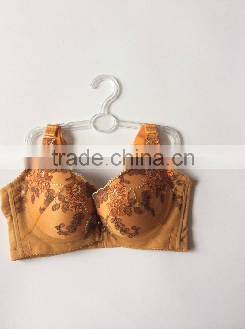 China Supplier Princess Flower Flesh Rhinestones Bra