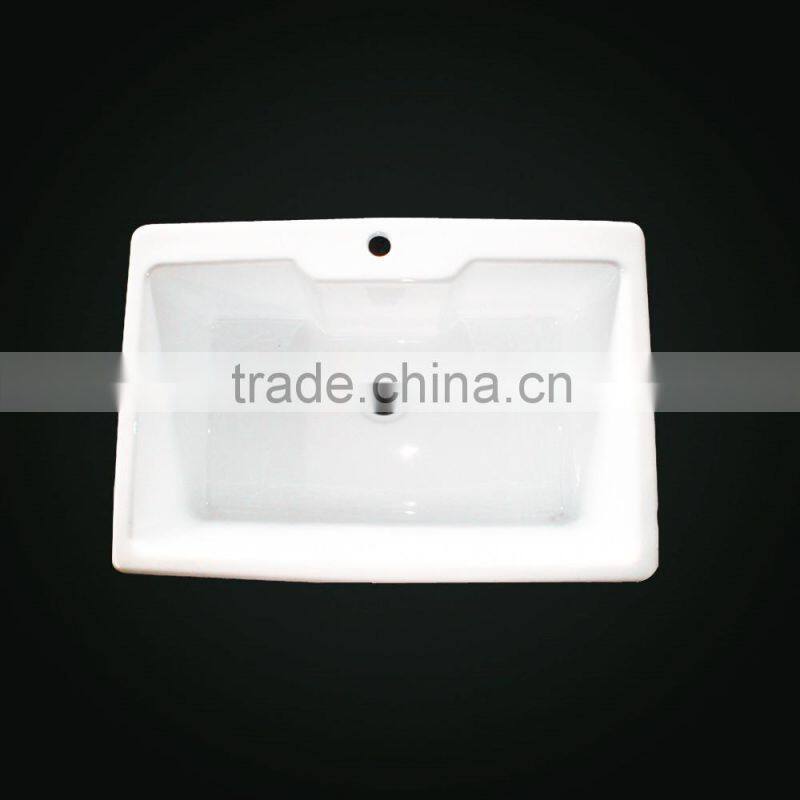Enamelled cast iron white kitchen sink