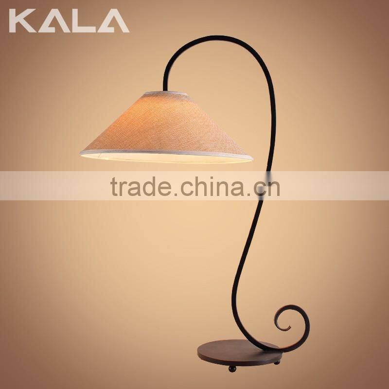 2016 New style White owl chinese ceramic table lamp for living room bar