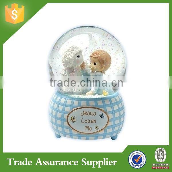 Customized Polyresin Souvenir Gift Snow Globes