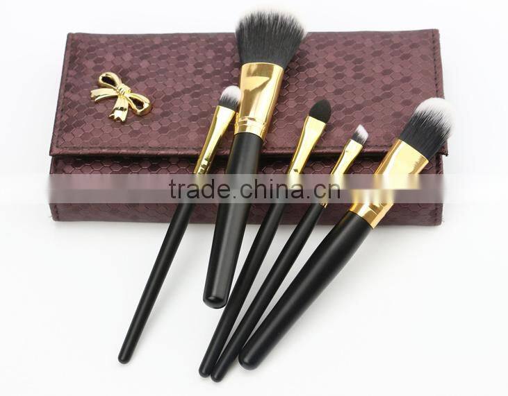 essential 5 pcs synthetic hair makeup brush set leather case