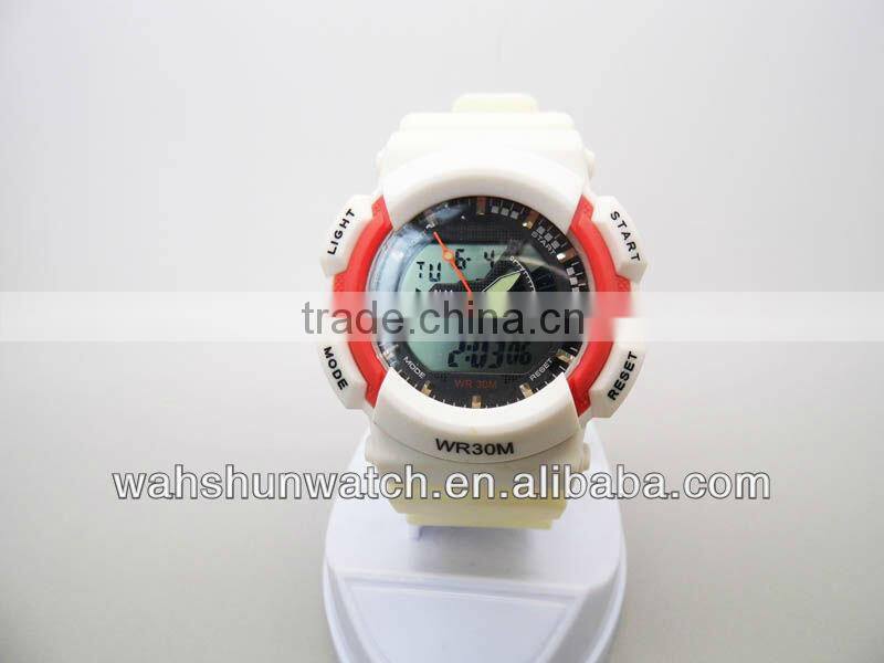 Fashion module analog sport watch with digital display