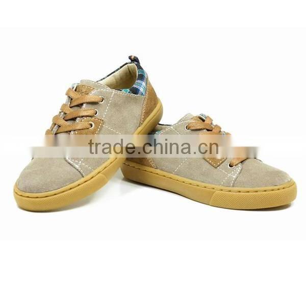 Factory Direct Sale Teenager Boys Outdoor Casual Shoes with Rubber Sole