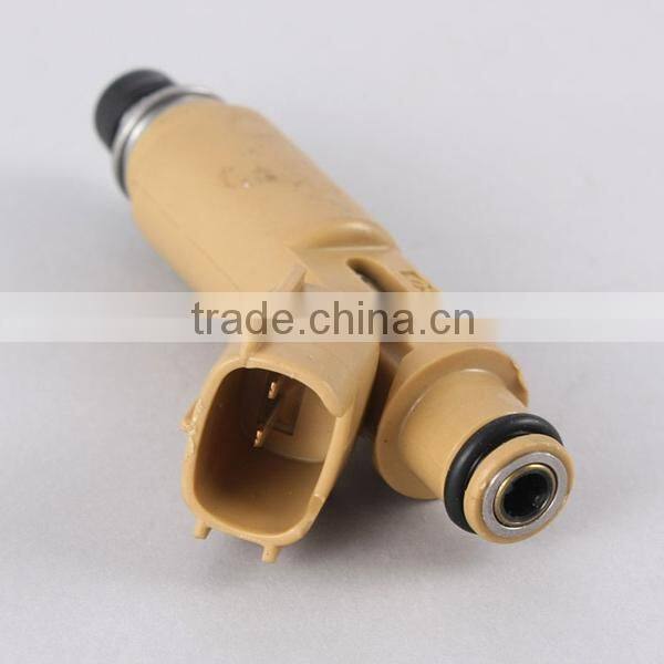 Hot sale Injector Nozzle For TOYOTA COROLLA 01-08 OEM 23209-22020