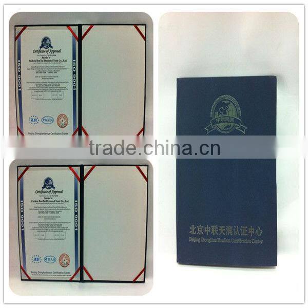 Continuous rim blade for tile and porcelain cutting