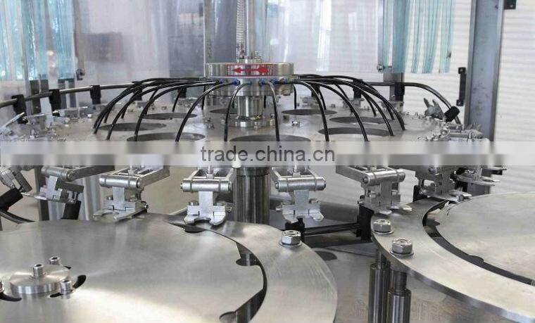 Plastic Bottle Filling/Sealing Machine