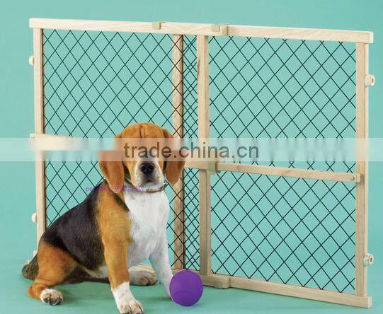 Cheap Simple Unfinished Sanded Outdoor Wood Dog Fence