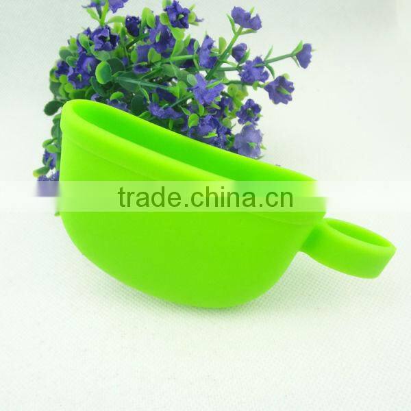 factory price FDA silicone ear shape mitt