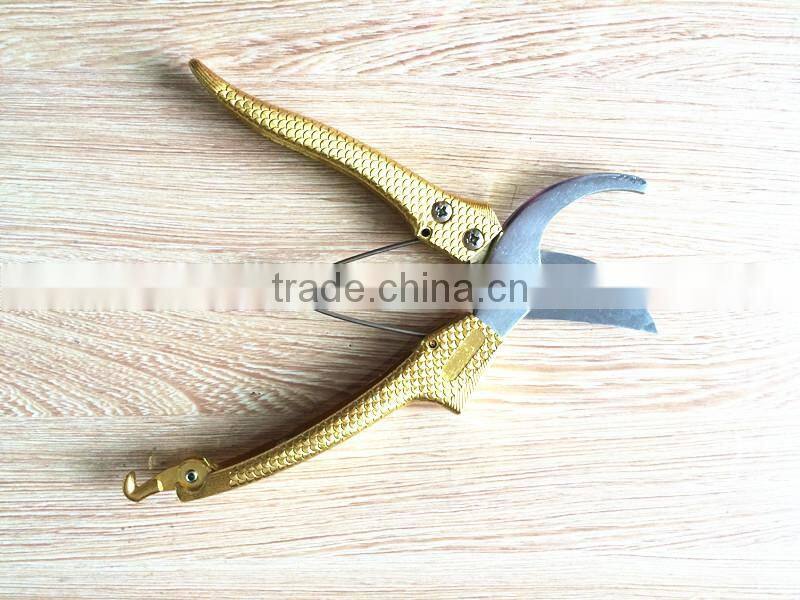 Portable garden scissors floral shears