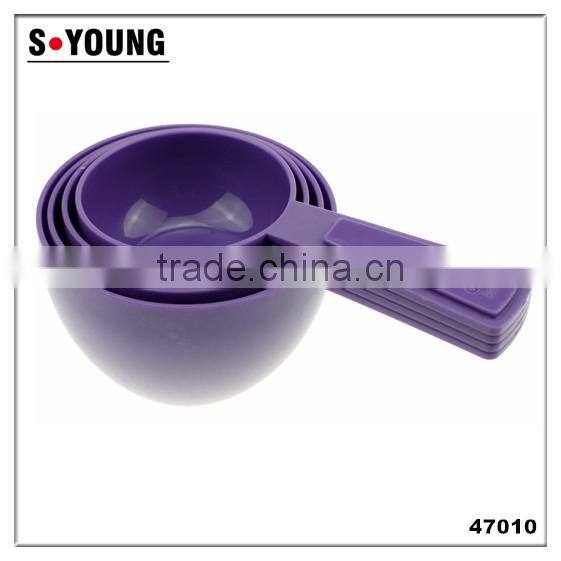47010 4pcs plastic Measuring Cups and Spoons Set