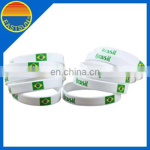 printing logo on promotional bracelet