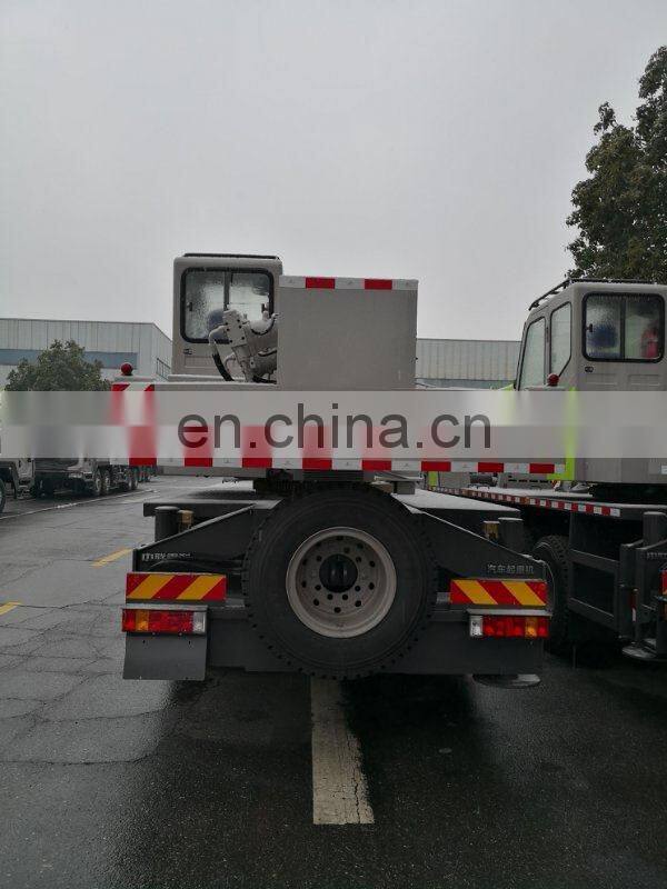 16 ton mobile pick up truck mounted crane ZTC160V ZTC160V451 truck crane hot sale in Thailand