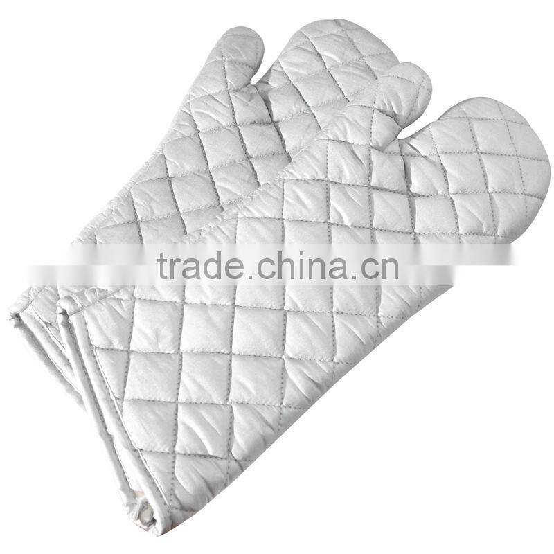 Silver Microwave Oven Glove