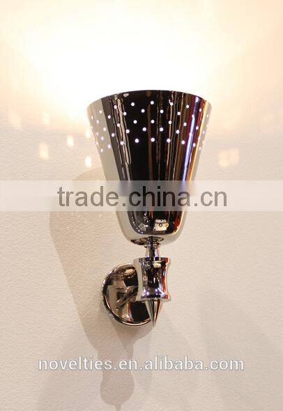 Great Visual Effect Wall Fixture Italian Modernist Glamourous Room Wall Sconce