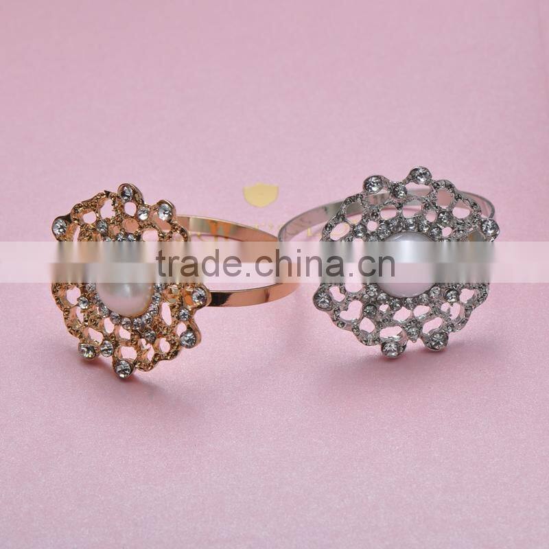 (M0456-ring) 100pcs/lot Elegant Wedding Flower Rhinestone Napkin Rings,34mm diameter ,40mm ring ,nickle plating,pure white pearl