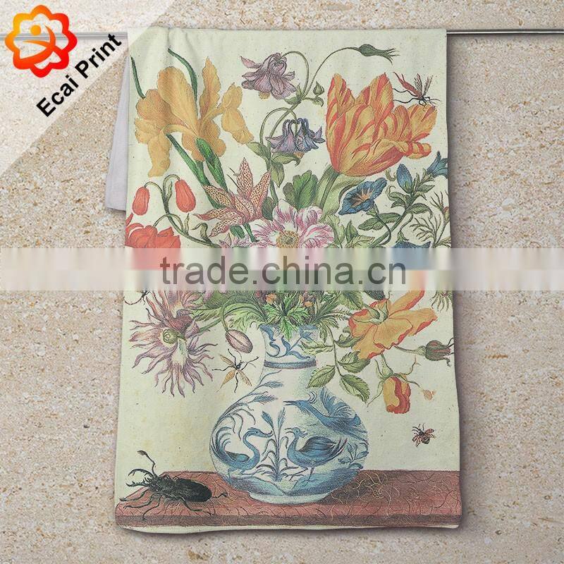 Hot sale creative microfibre dye printed hand towel with images