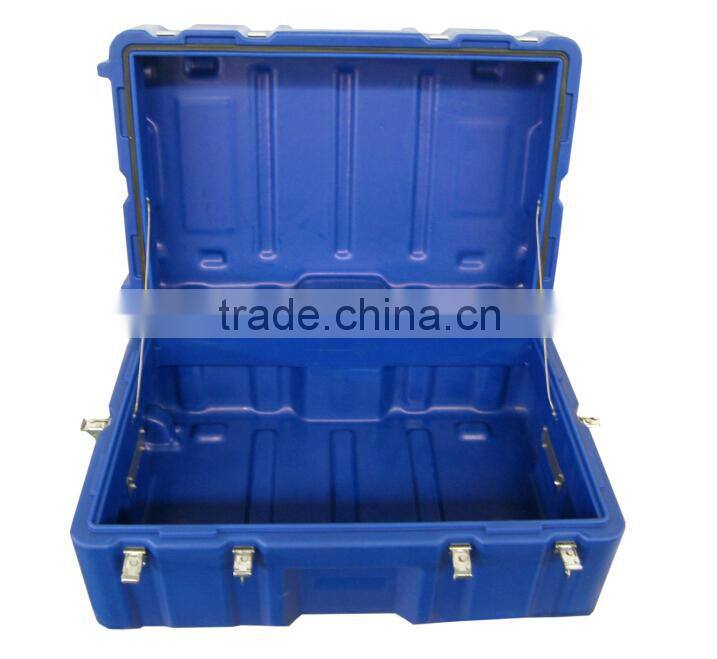102L heavy duty boxes with wheels and handle for military use