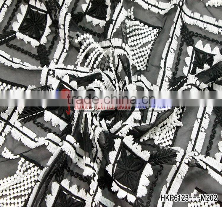 China Supplier And Manufacturer New Geometric Pattern Knitted Fabric Geometric Fashion Design